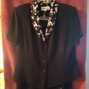 Ladies suit